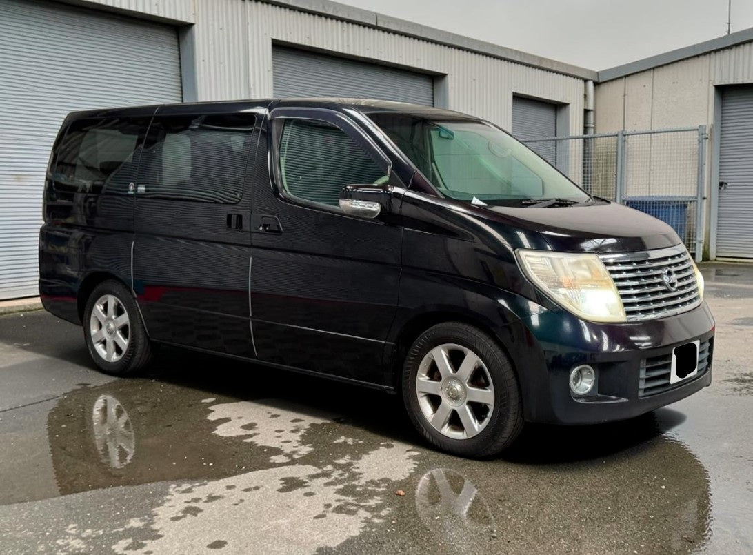 **(ONLY 89K MILEAGE)** 2005 NISSAN ELGRAND 2.5 PETROL AUTOMATIC BLACK>>--NO VAT ON HAMMER--<<