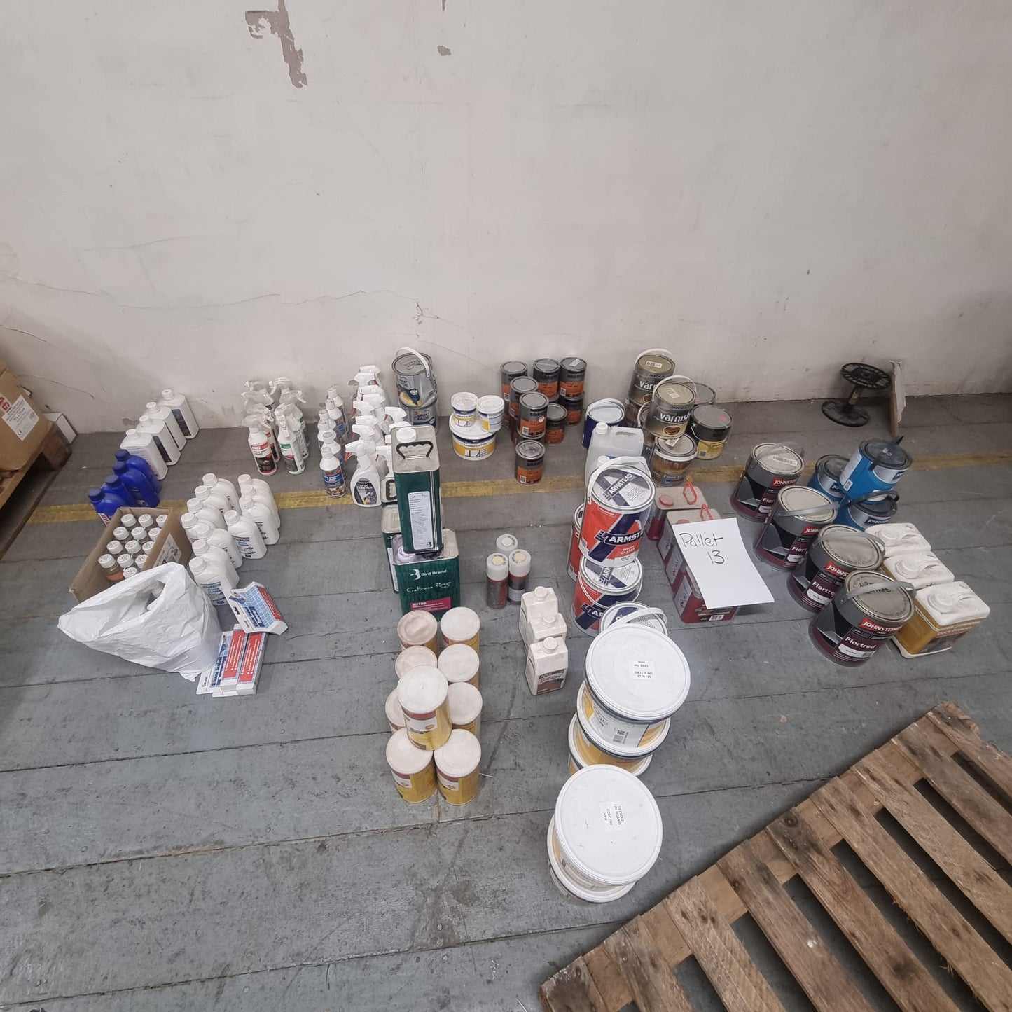 JOBLOT OF PAINT, WOODSTAIN, CLEANING LIQUIDS ETC RRP £2700 RONSEAL, DULUX, SIKKENS