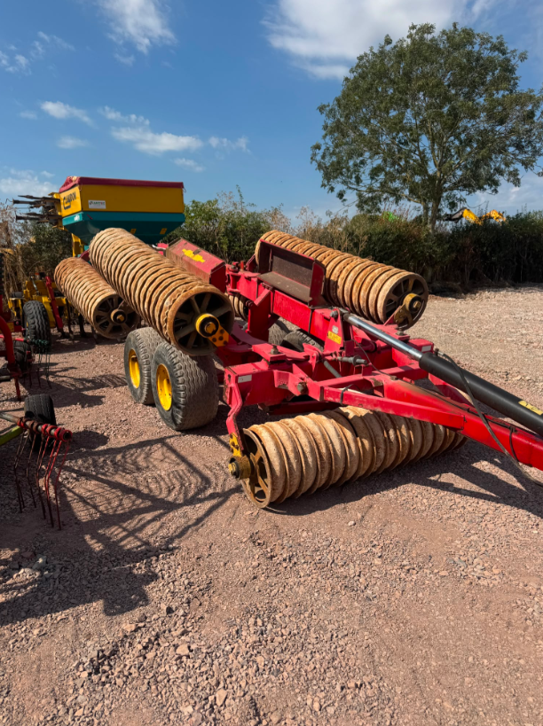 VADERSTAD 10.2M FOLDING ROLLERS