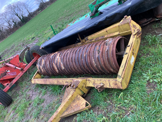 LEAD ROAD ROLLER