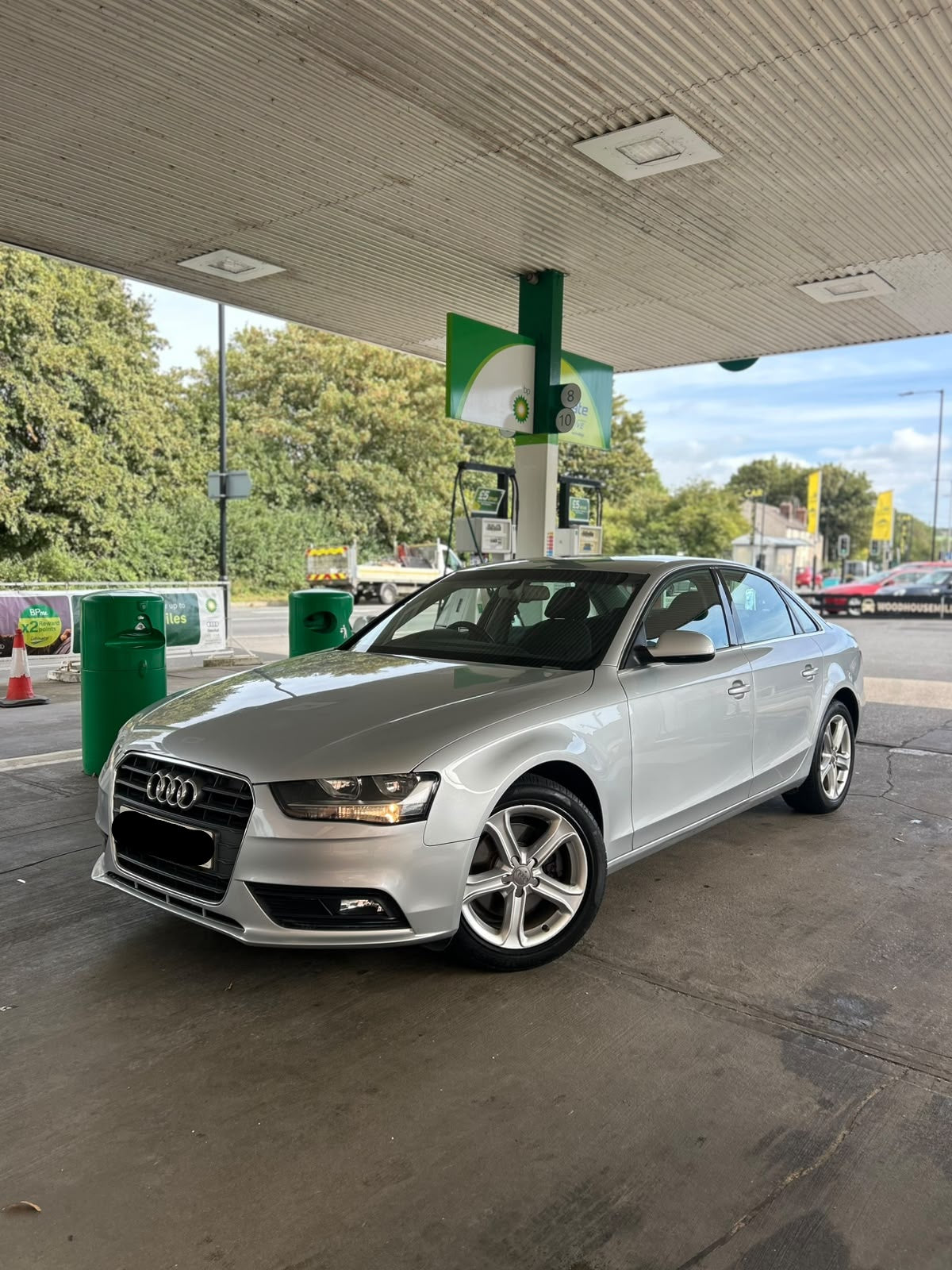 *(ONLY 106K MILEAGE)* 2013 AUDI A4 SE TFSI 1798CC MANUAL SALOON IN SILVER >--NO VAT ON HAMMER--<