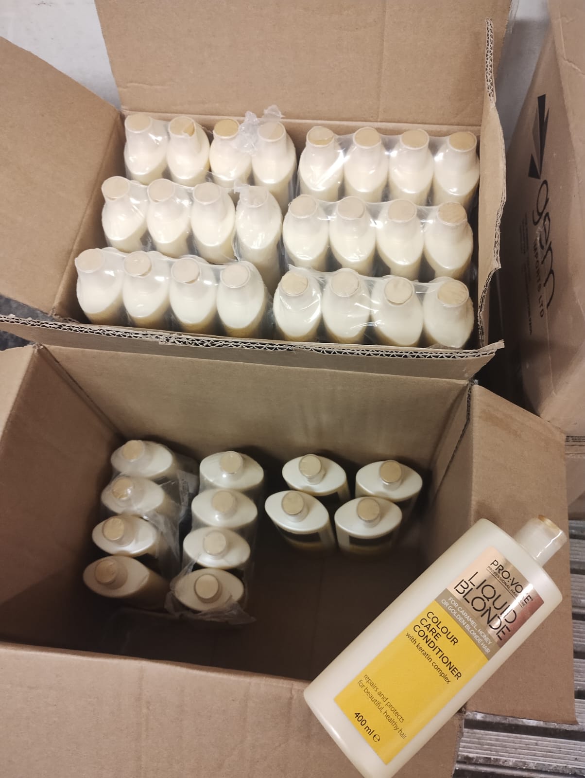 JOBLOT OF 61 PRO:VOKE LIQUID BLONDE CONDITIONER – 400ML – BRAND NEW PACK