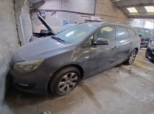 2015 VAUXHALL ASTRA DESIGN CDTI ECOFLEX S/S – 1.6 DIESEL ESTATE >>--NO VAT ON HAMMER--<<