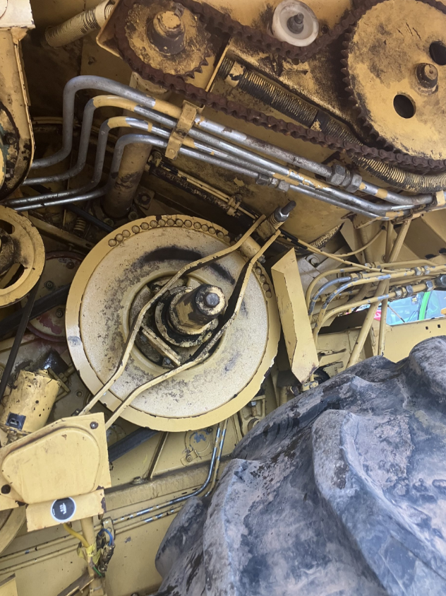 NEW HOLLAND TX34 COMBINE