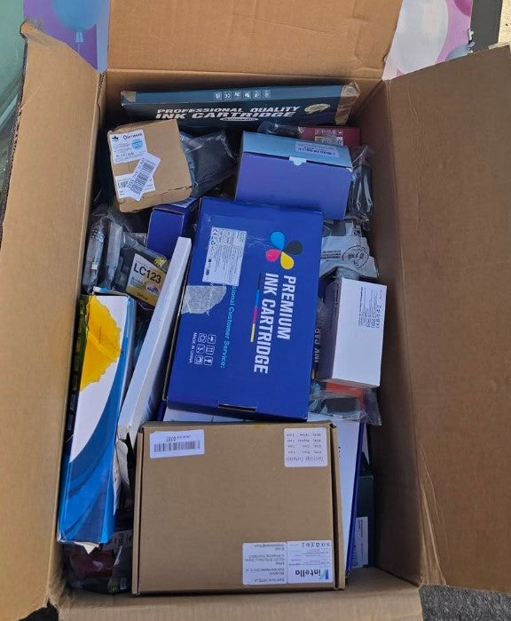 BOX OF CONTAINING APROX. 200X OF INK CARTRIDGES RRP:£1000