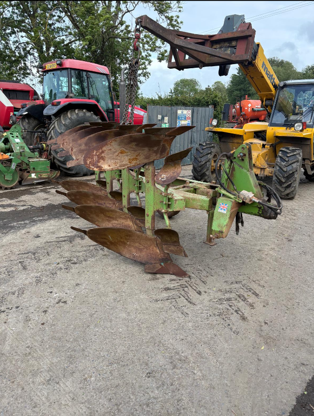 DOWDESWELL DP8B, 4 FURROW REVERSIBLE PLOUGH