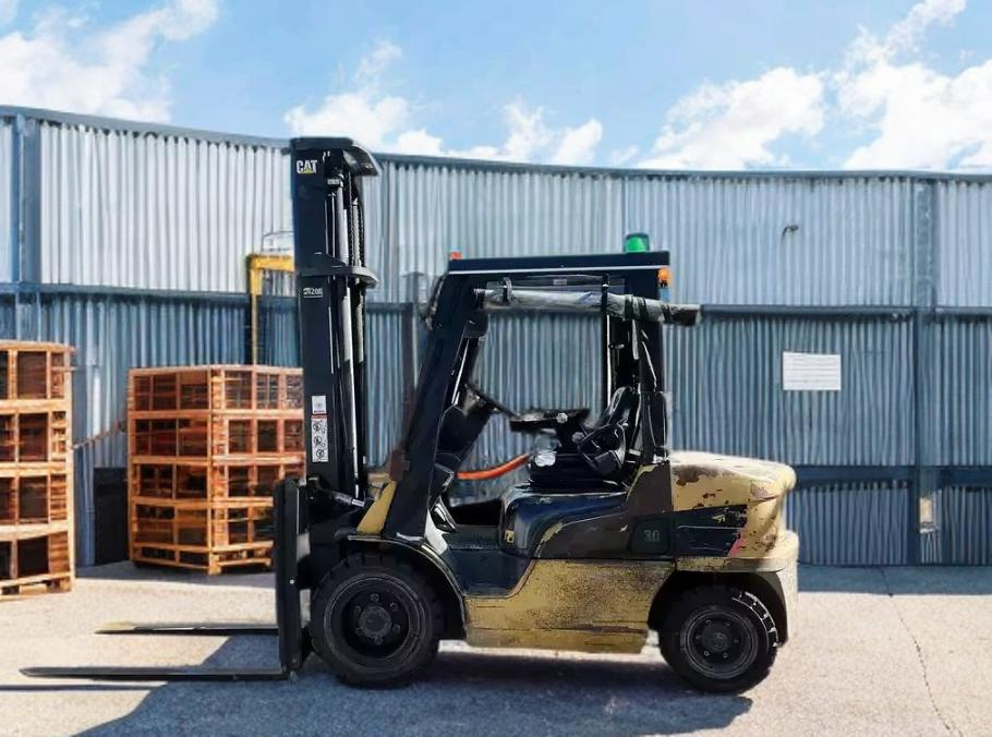 2013 CAT LIFT TRUCKS DP30NT FORKLIFT