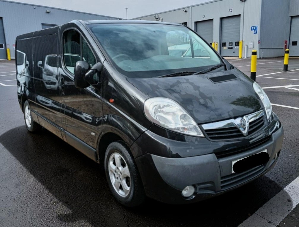 **(ONLY 97K MILEAGE)** 2013 VAUXHALL VIVARO 2900 SPORTIVE CDTI LWB L2H1 >>--NO VAT ON HAMMER--<<