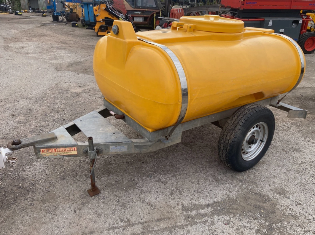 TRAILER ENGINEERING 1125 LITRE TOWABLE WATER BOWSER