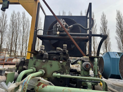 1997 LYNDEX BIGRO 80 CARDBOARD BALER WITH INFEED CONVEYOR