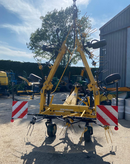 NEW HOLLAND 690 6-ROTOR TEDDER – 2022