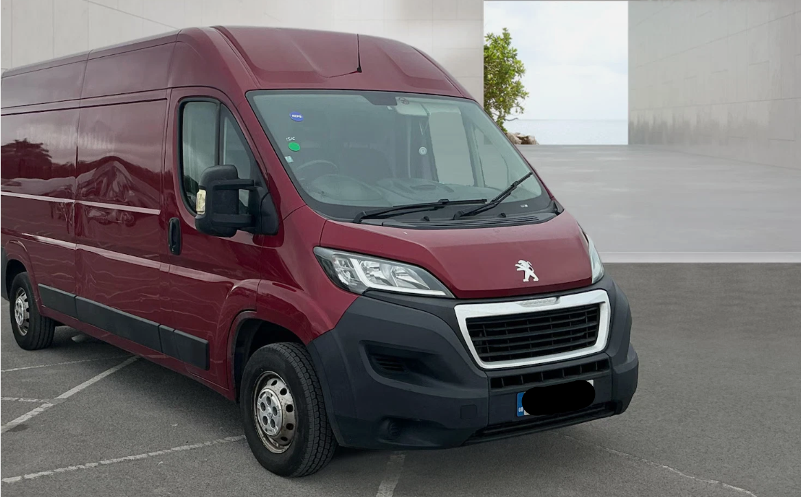 **(ONLY 105K MILEAGE)** 2018 PEUGEOT BOXER 335 PRO L3H2 BLUE HDI L3H2