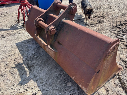 GEITH 7FT GRADING / DITCHING BUCKET – 80MM PINS
