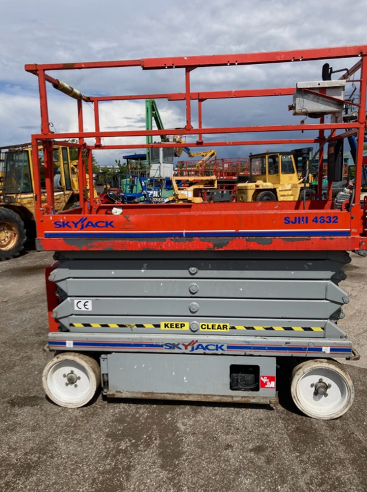 SKYJACK SJ4632 SCISSOR LIFT