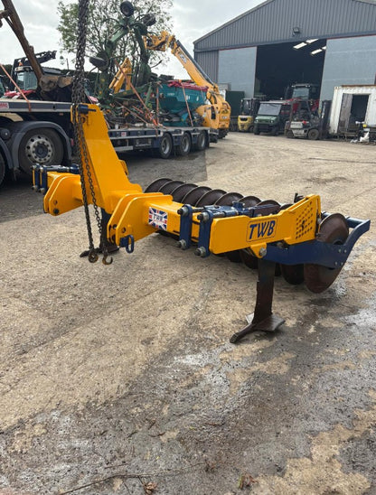 TWB 2 LEG SUBSOILER W/ PACKER