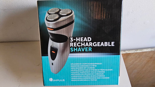 20 P 3-HEAD RECHARGEABLE SHAVER