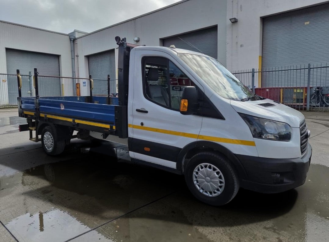 **(ONLY 75K MILEAGE)** 2019 FORD TRANSIT 350 1996CC DIESEL MANUAL CHASSIS CAB WHITE