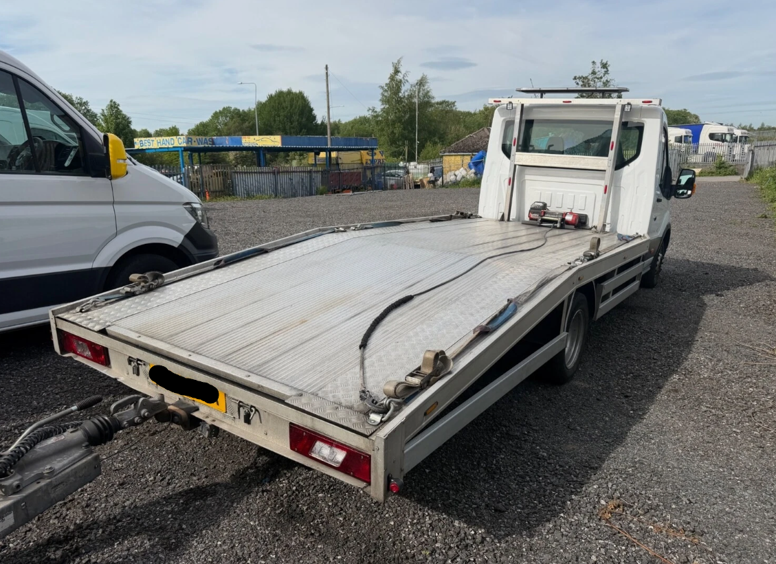 **(ONLY 57K MILEAGE)** 2022 FORD TRANSIT 350 LEADER ECOBLUE 2.0 DIESEL MANUAL CHASSIS CAB WHITE