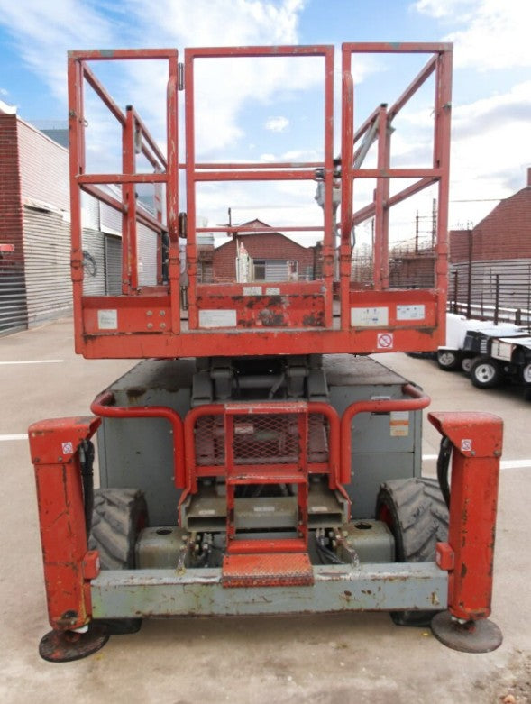 2011 SKYJACK SJ6832 SCISSOR LIFT