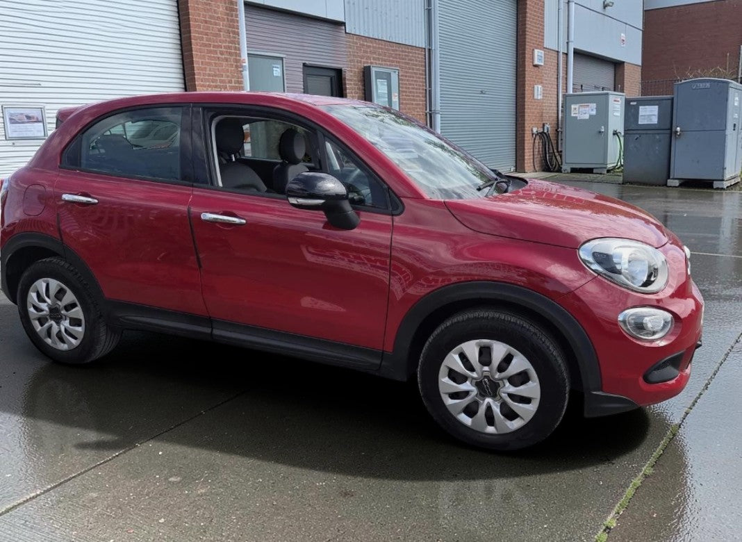 **(ONLY 60K MILEAGE)** 2016 FIAT 500X POP 1.6 PETROL MANUAL SUV IN RED