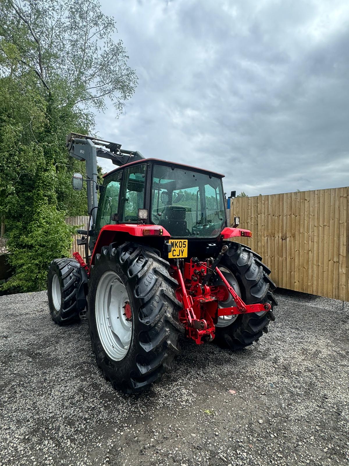 MCCORMICK CX95 QUICKE Q40 LOADER 6300 HOURS FROM NEW