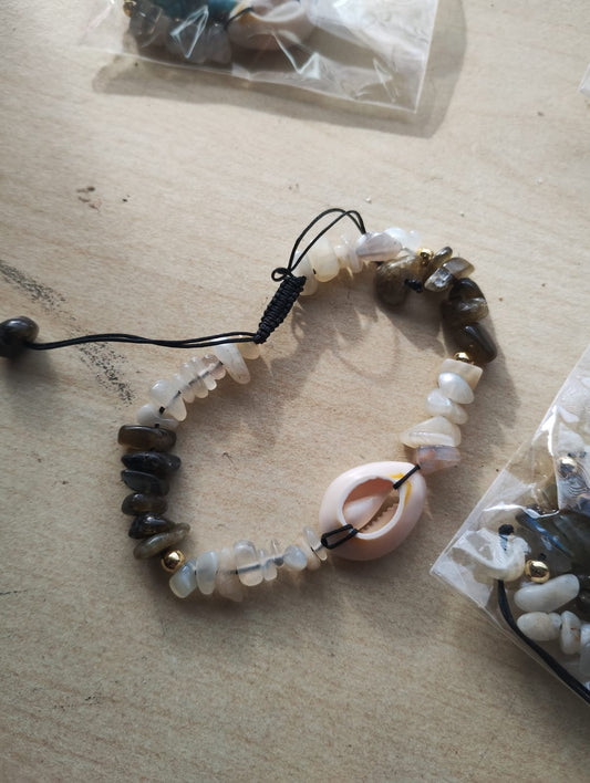 MIXED CRYSTAL ADJUSTABLE COTTON CHIP SHELL BRACELETS - JOBLOT OF 12 -BRAND NEW
