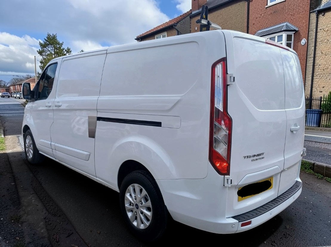 2020 FORD TRANSIT CUSTOM 320LIMITD EBLUE L2H1 1996CC MANUAL DIESEL PANEL >>--NO VAT ON HAMMER--<<