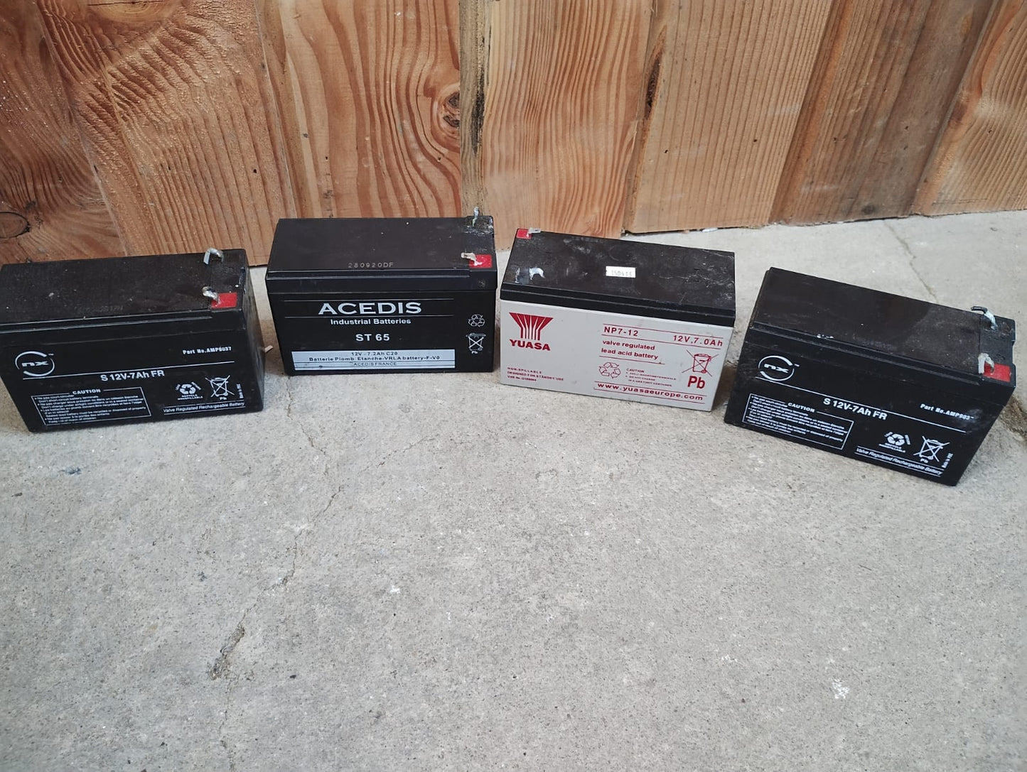 MIXED BRANDED - 12V -7AH - VALVE REGULATED - LEAD ACID BATTERIES - JOBLOT OF 4 - USED