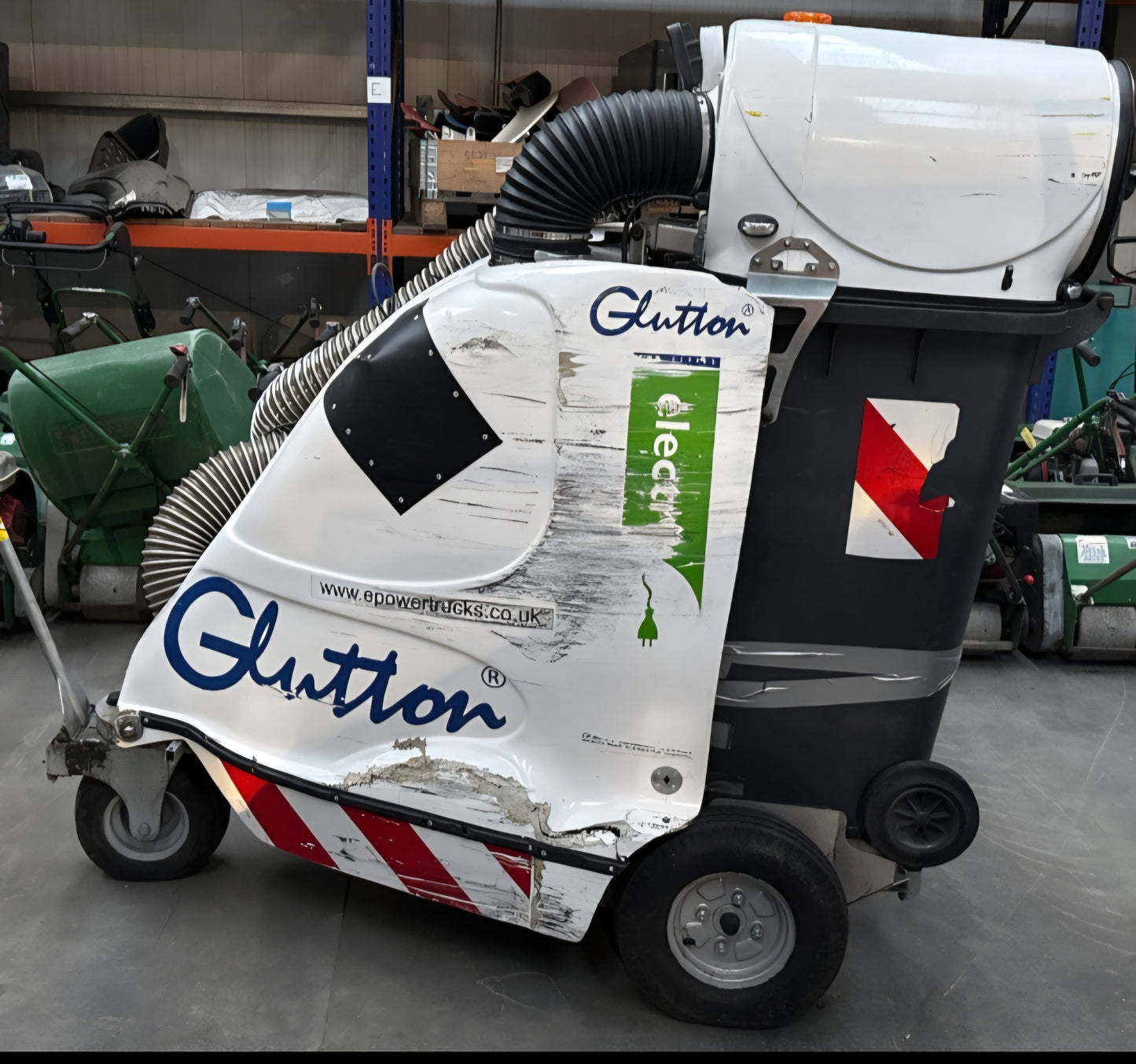 EX COUNCIL LEAF VACUUM RUBBISH COLLECTER WALK BEHIND PLANT MACHINERY