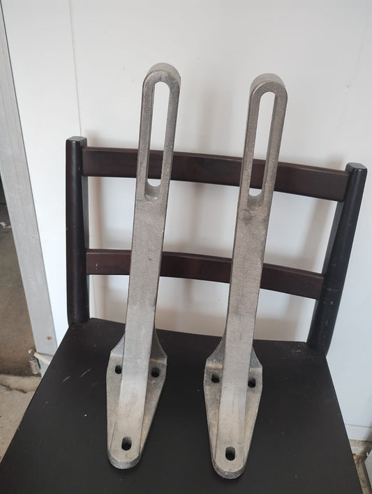IDEAL STANDARD - WALL HUNG SUPPORT BRACKETS - NO BOLTS - PAIR