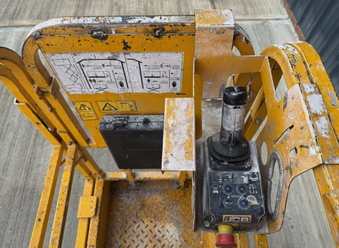 2017 JCB S1930E ELECTRIC SCISSOR LIFT