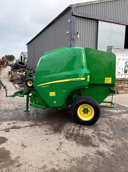 2014 JOHN DEERE F440M BALER