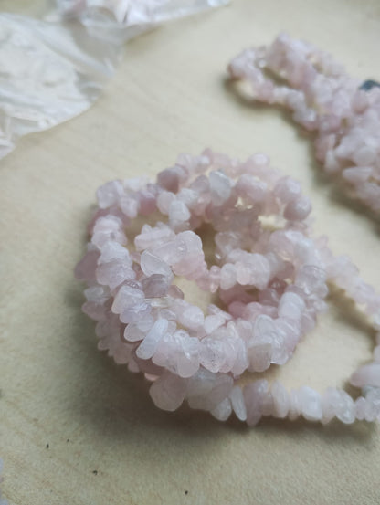 ROSE QUARTZ SMALL CRYSTAL CHIP BRACELET JOBLOT OF 44 - BRAND NEW