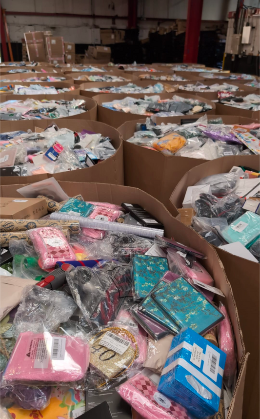 4 X AMAZON PALLET - TYPICALLY 500-1000 ITEMS PER PALLET, RANGING UP TO £35 RRP - APRX. £40'000 TOTAL