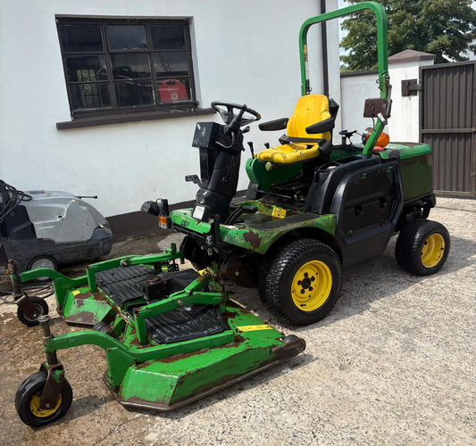 JOHN DEERE OUT FRONT DIESEL MOWER ROAD REGISTERED.