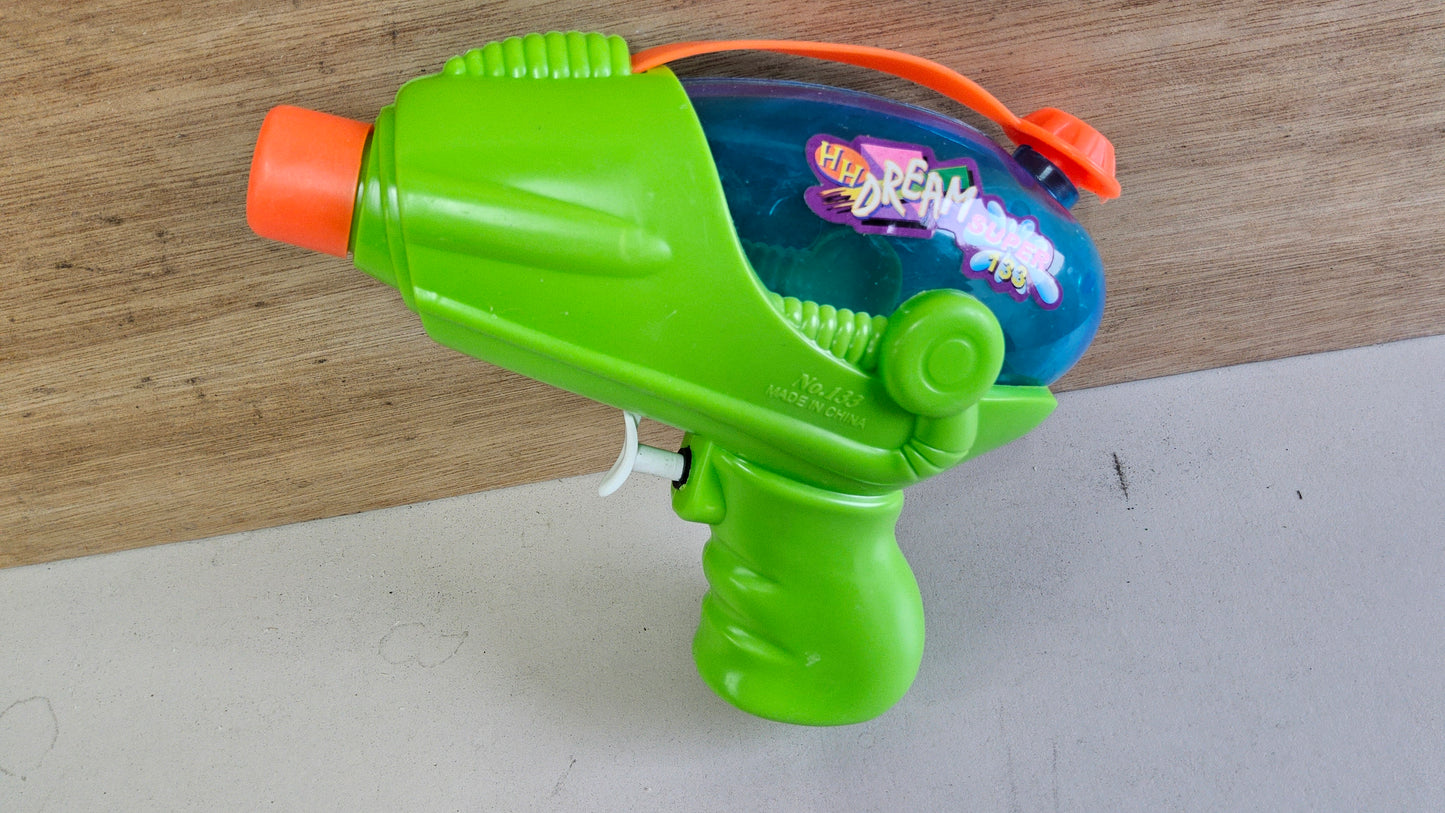 71 WATER GUN