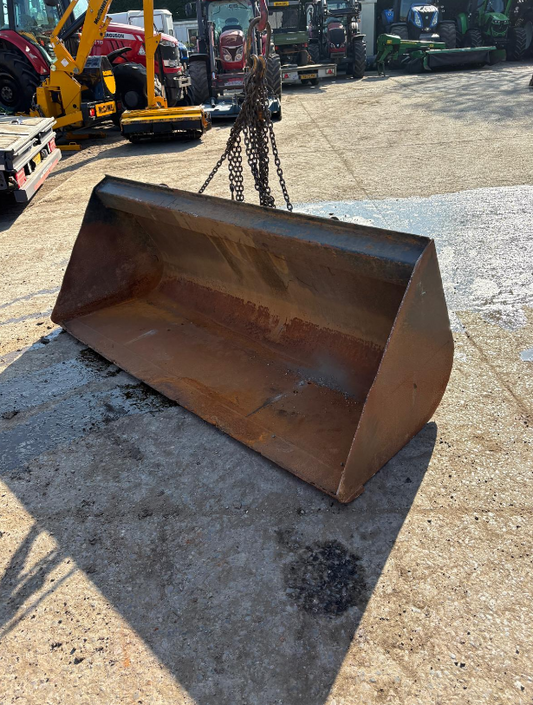 MULTI PURPOSE BUCKET WITH PIN & CONE BRACKETS