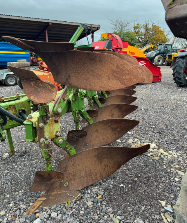 DOWDESWELL DP130S 5+1 / 6-FURROW PLOUGH