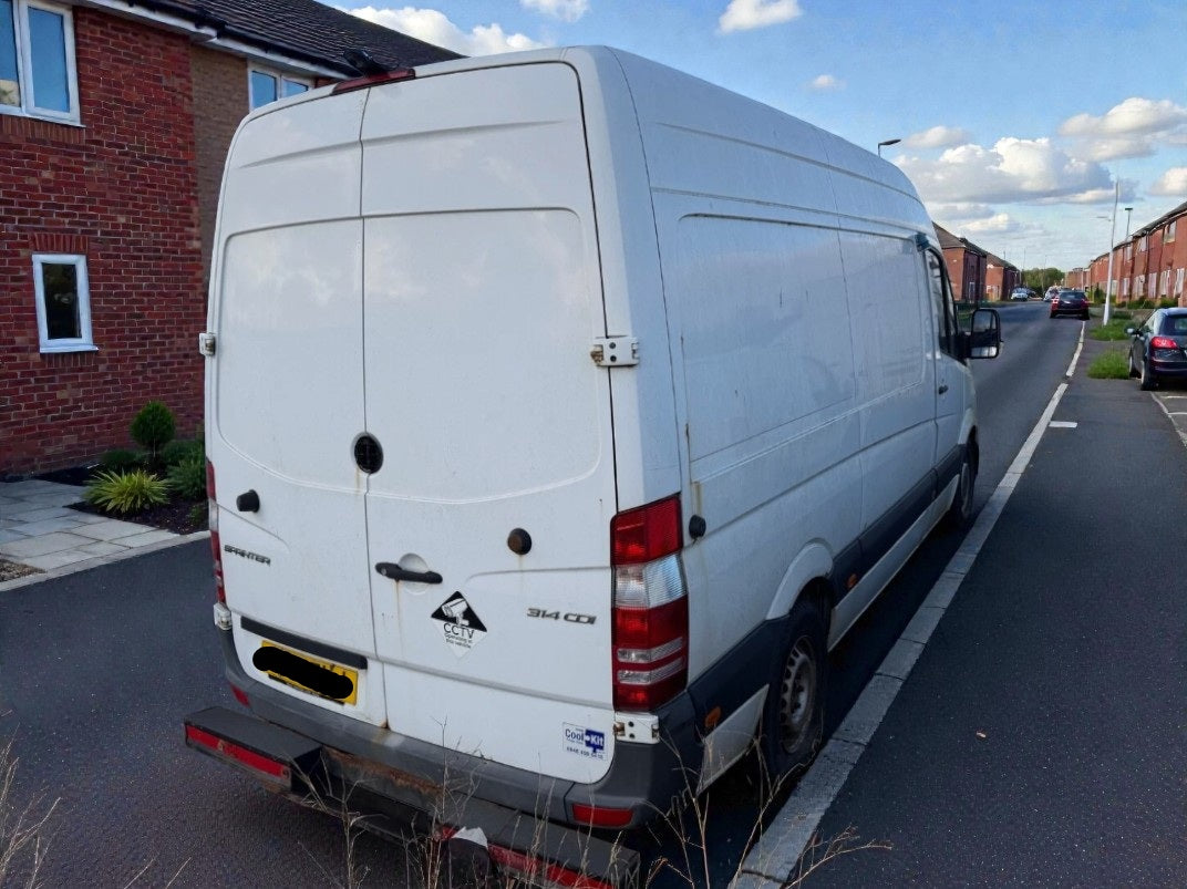 MERCEDES-BENZ SPRINTER 314 CDI MWB FRIDGE VAN (2017 / 17 REG)