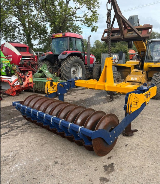 TWB 2 LEG SUBSOILER W/ PACKER