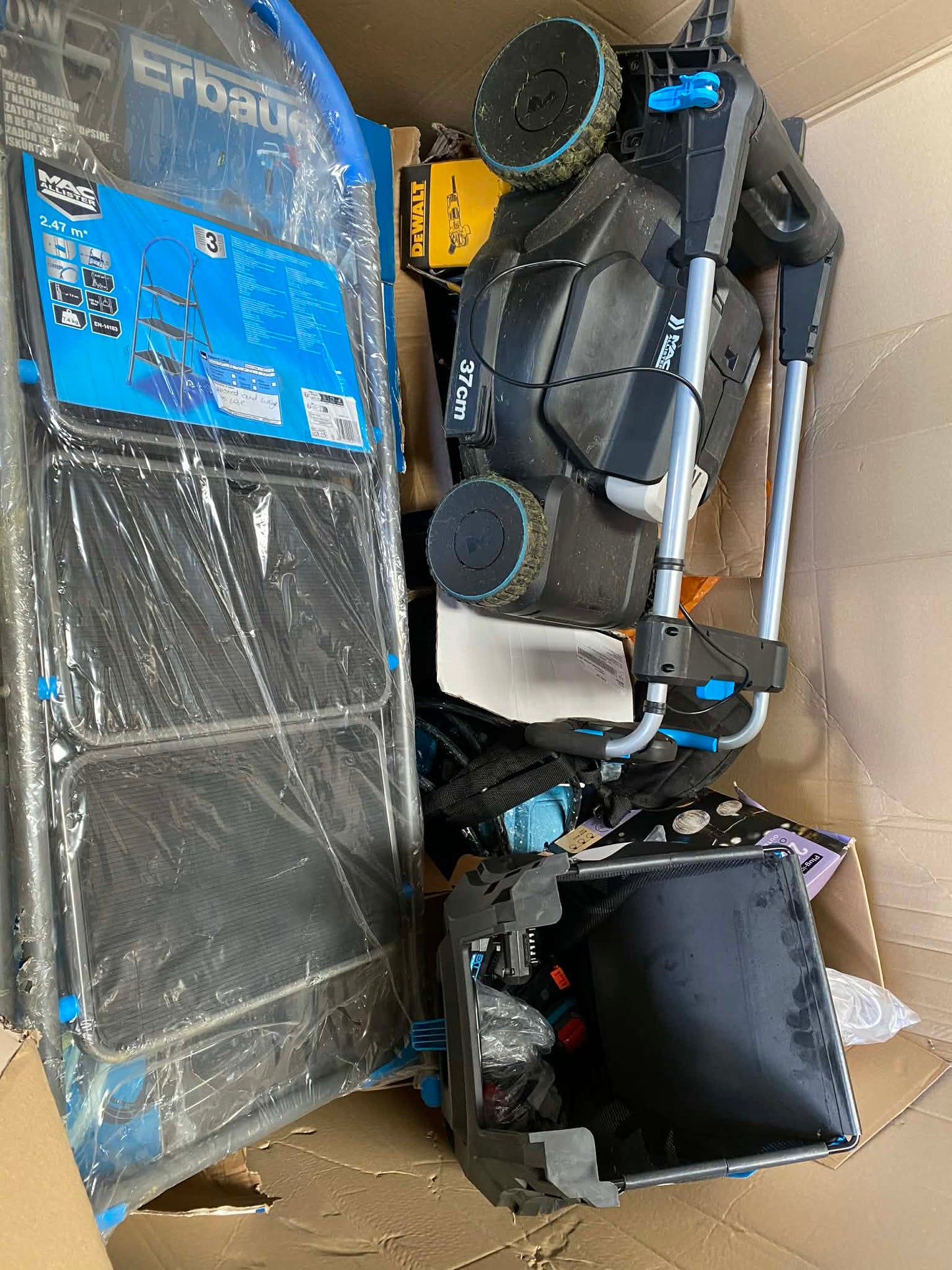 CUSTOMER RETURN PALLET DIY, MAKITA, DEWALT ECT TOOLS