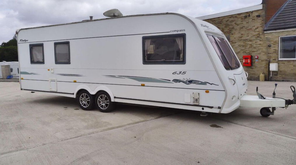 2006 COMPASS RALLYE CARAVAN MAINS ELECTRIC >>--NO VAT ON HAMMER--<<