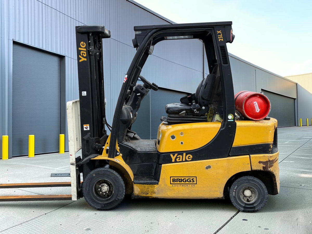2015 YALE GLP25LXE2200 2.5 TON LPG FORKLIFT