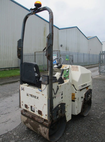2010 TEREX TV800 RIDE-ON VIBRATING ROLLER