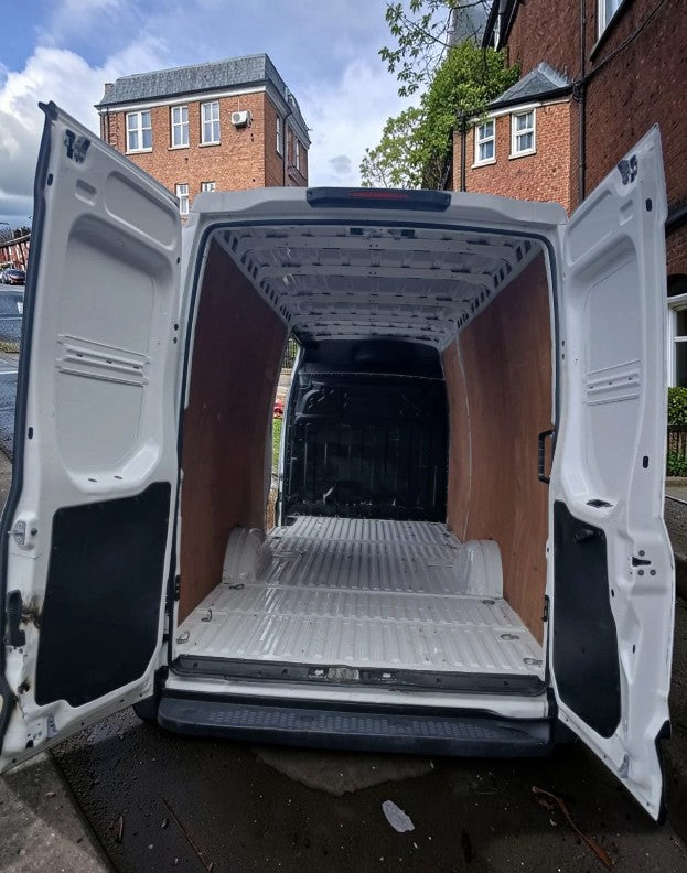 **(ONLY 80K MILEAGE)** 2022 IVECO DAILY AUTO DIESEL PANEL VAN WHITE >>--NO VAT ON HAMMER--<<