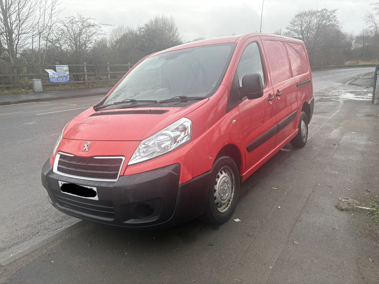 **(ONLY 100K MILEAGE)** 2014 PEUGEOT EXPERT 1200 L2H1 HDI 1560CC MANUAL PANEL VAN RED