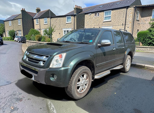 **(ONLY 84K MILEAGE)** 2012 ISUZU TF RODEO DENVERMAX TD D/C 2.5 DIESEL MANUAL PICK UP GREEN
