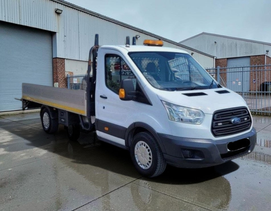 2016 FORD TRANSIT 350 2.2 TDCI 125BHP MANUAL DIESEL CHASSIS CAB >>--NO VAT ON HAMMER--<<