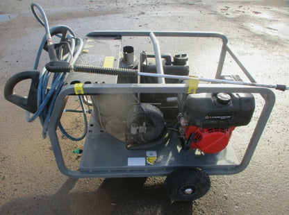 KARCHER HDS 801 D DIESEL HOT PRESSURE WASHER – 140 BAR