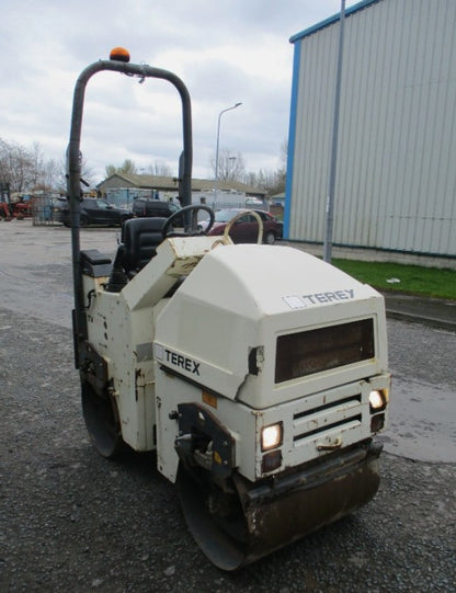 2010 TEREX TV800 RIDE-ON VIBRATING ROLLER